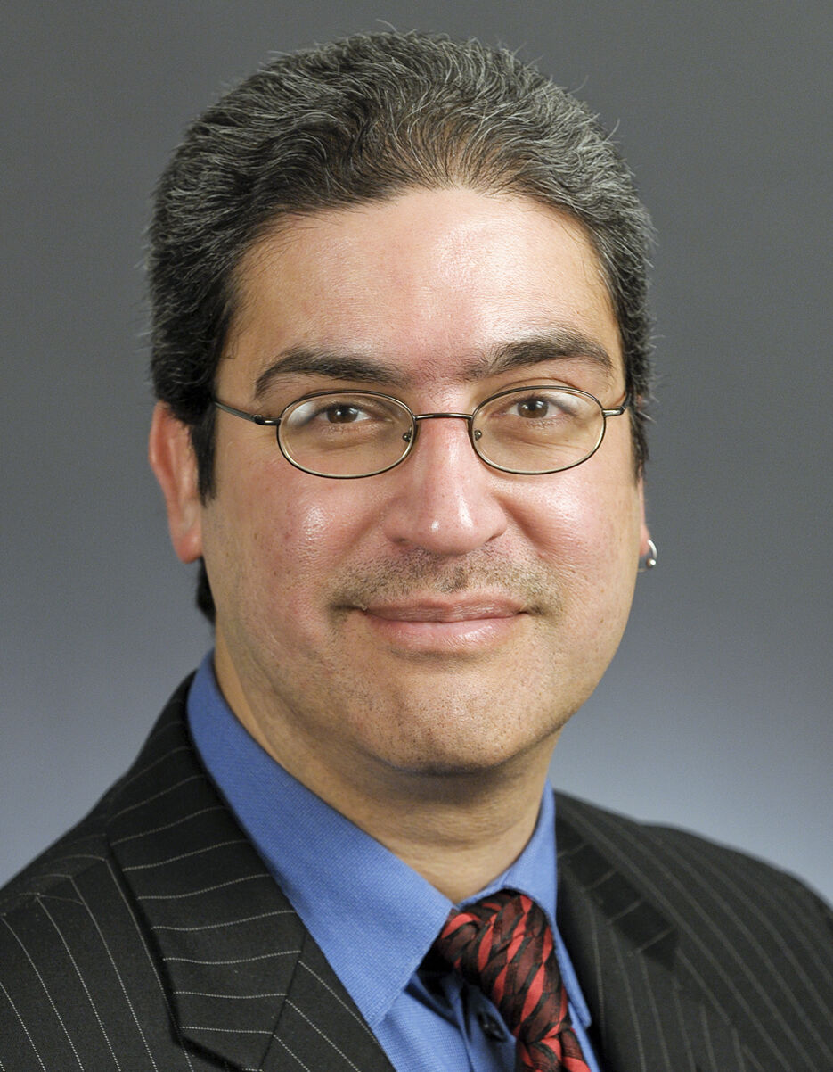 Rep. Carlos Mariani